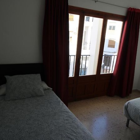 Hostal Fornet ألتيا الغرفة الصورة