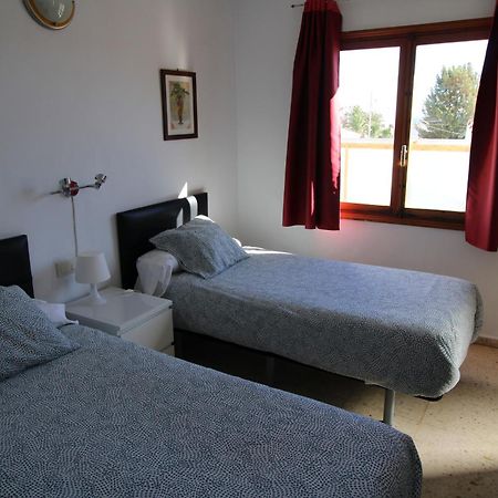 Hostal Fornet ألتيا الغرفة الصورة