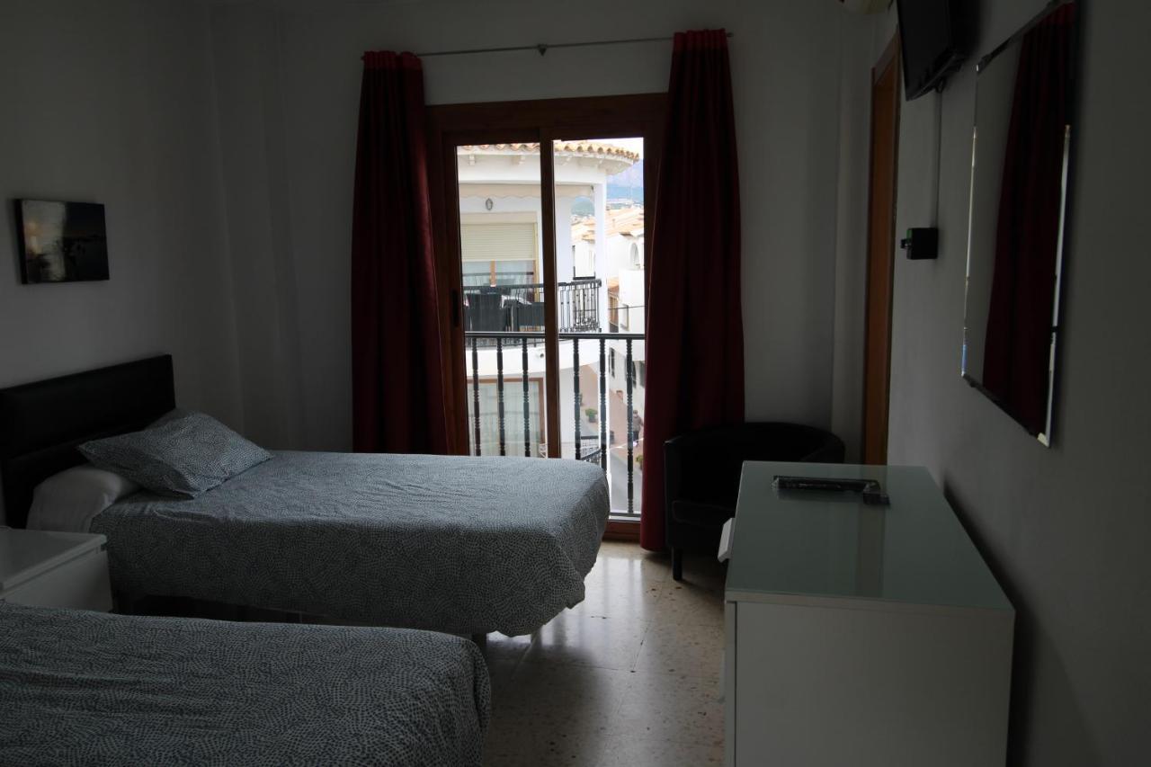 Hostal Fornet ألتيا المظهر الخارجي الصورة
