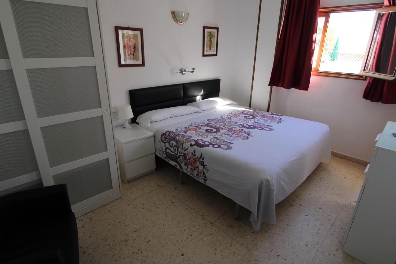 Hostal Fornet ألتيا المظهر الخارجي الصورة