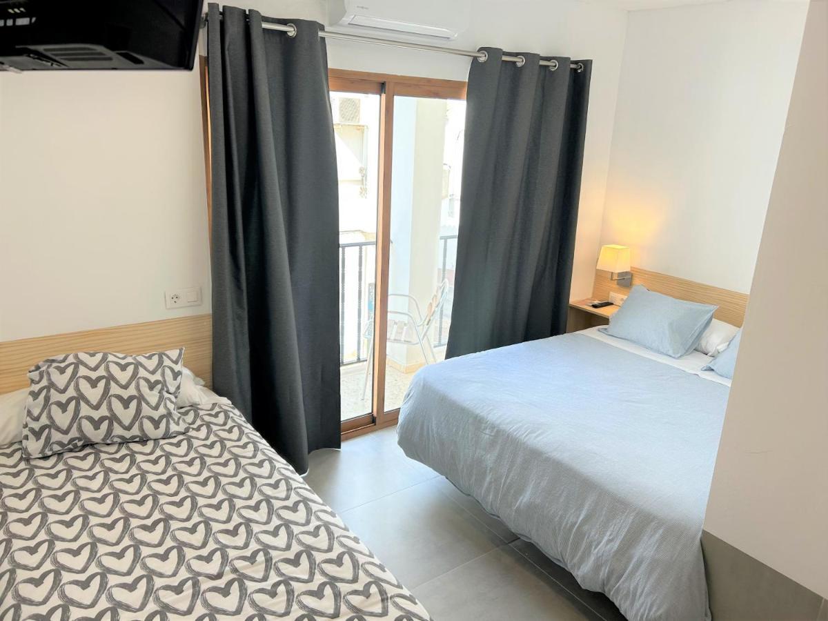 Hostal Fornet ألتيا المظهر الخارجي الصورة
