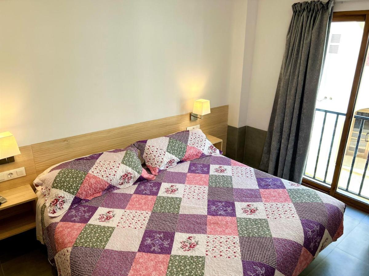 Hostal Fornet ألتيا المظهر الخارجي الصورة